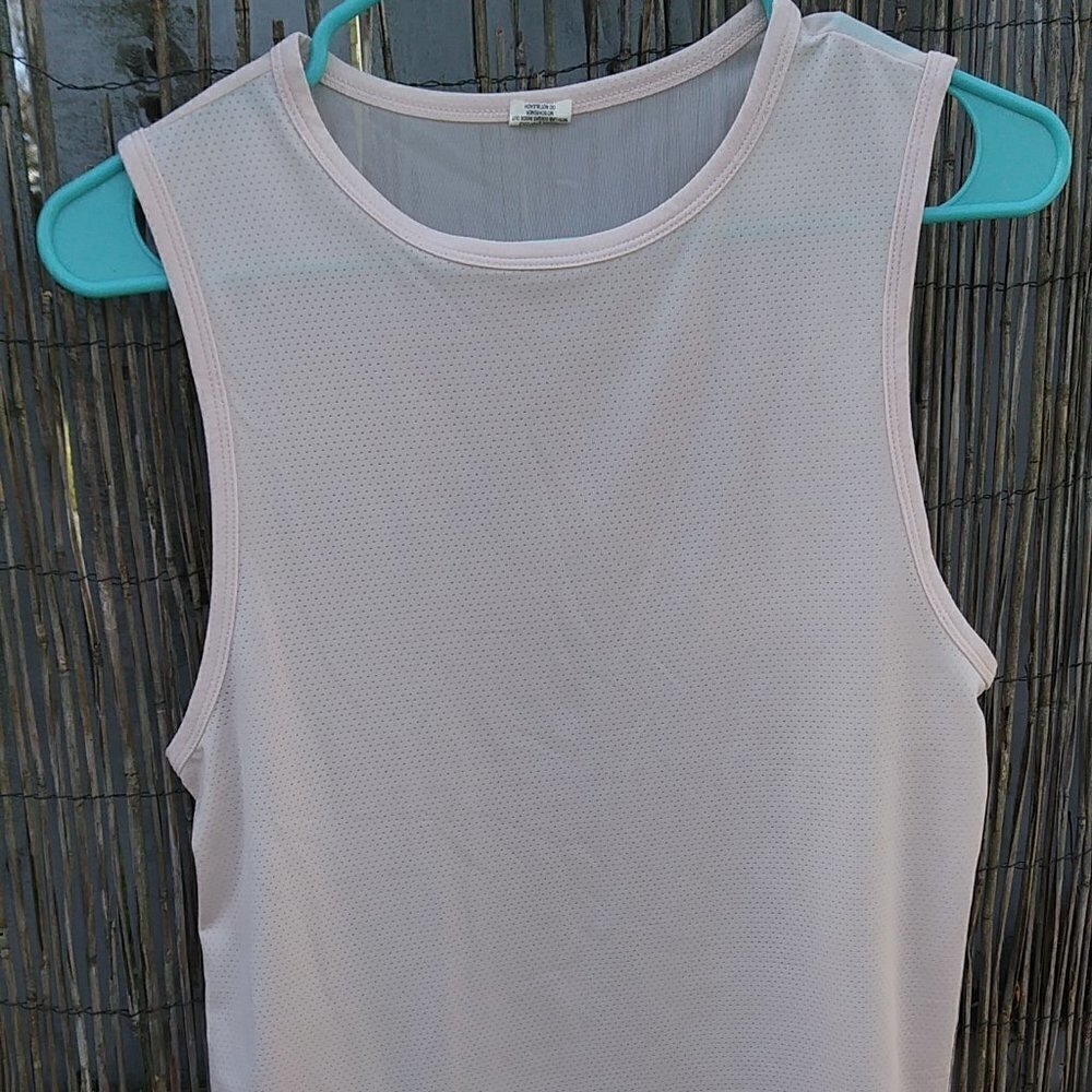 Fabletics Lightweight Breathable Women's Tank Top - No Size - See Measurements